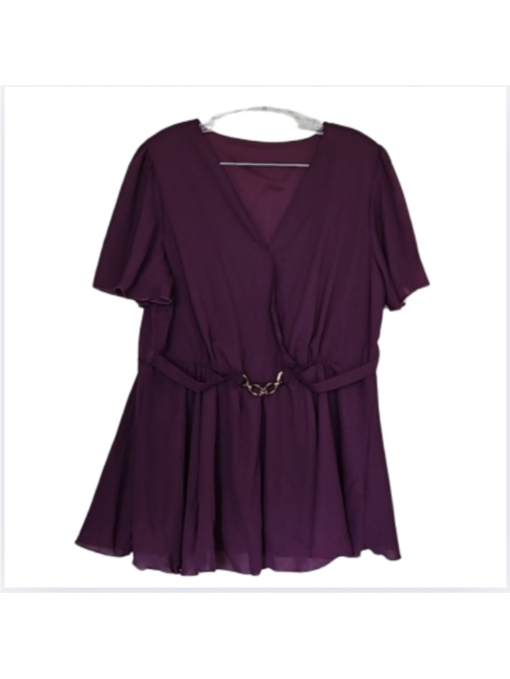 BloomChic Deep Plum V-Neck Short Sleeve Tunic with Waist Chain size 1X (14-16)